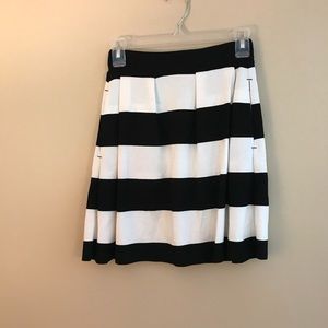 French Connection size 4 “has pockets❤️”